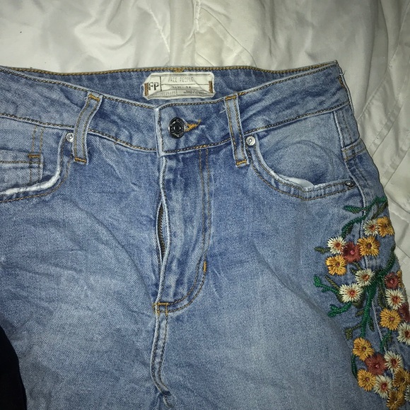 Free People nature embroidered jean - Picture 4 of 8